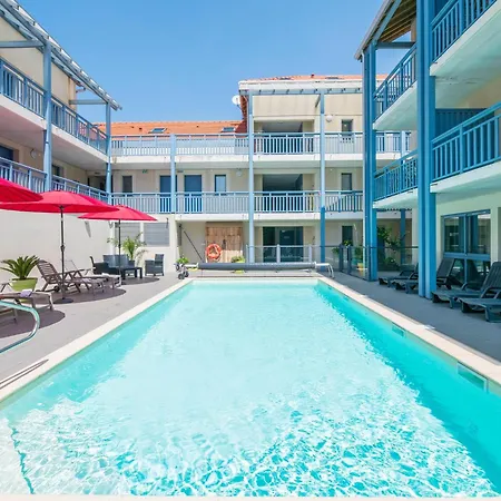 Oceanside With Pool * Biscarrosse